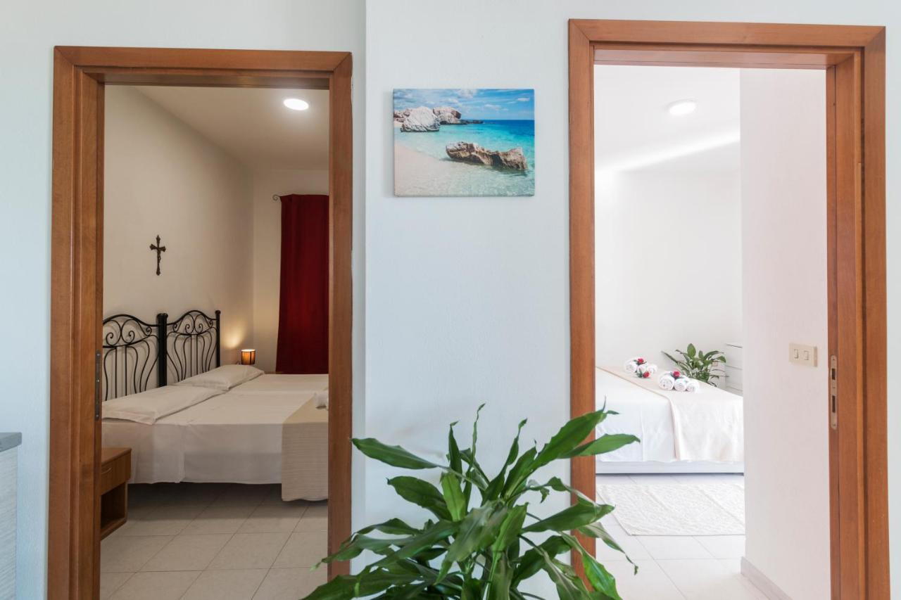 Suite Apartment La Punta Cala Gonone Esterno foto