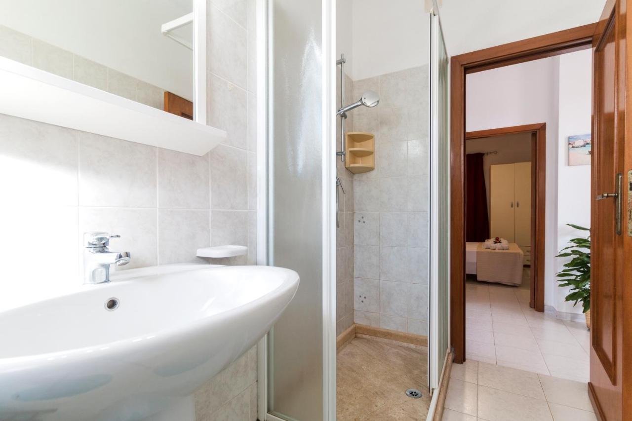 Suite Apartment La Punta Cala Gonone Esterno foto